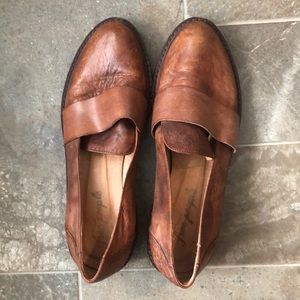 FREE PEOPLE "MERIT" DISTRESSED LOAFERS